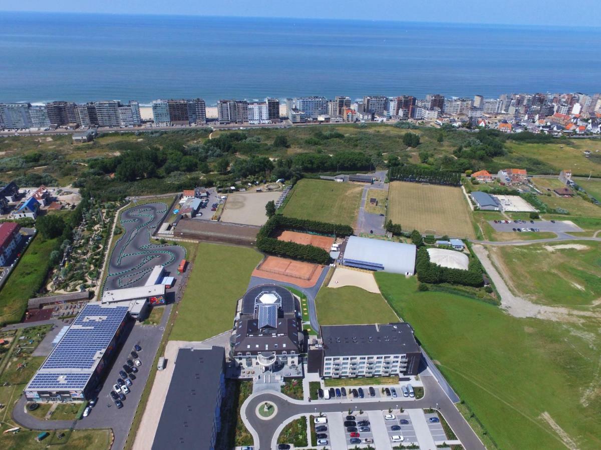 Hotel Acropolis " Op Het Sportiefste Park Van De Kust " Middelkerke Exterior photo